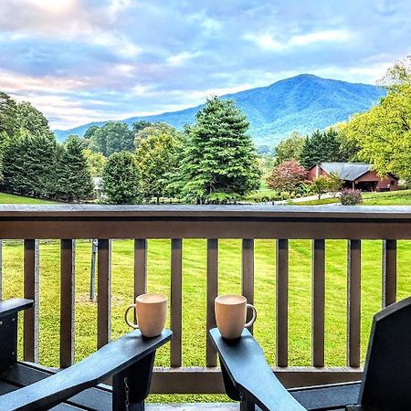 Ole Smoky Bnb - Game Room, Hot Tub, Mtn Views! Pigeon Forge Bagian luar foto