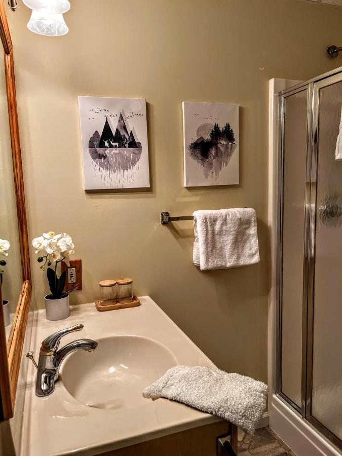 Ole Smoky Bnb - Game Room, Hot Tub, Mtn Views! Pigeon Forge Bagian luar foto