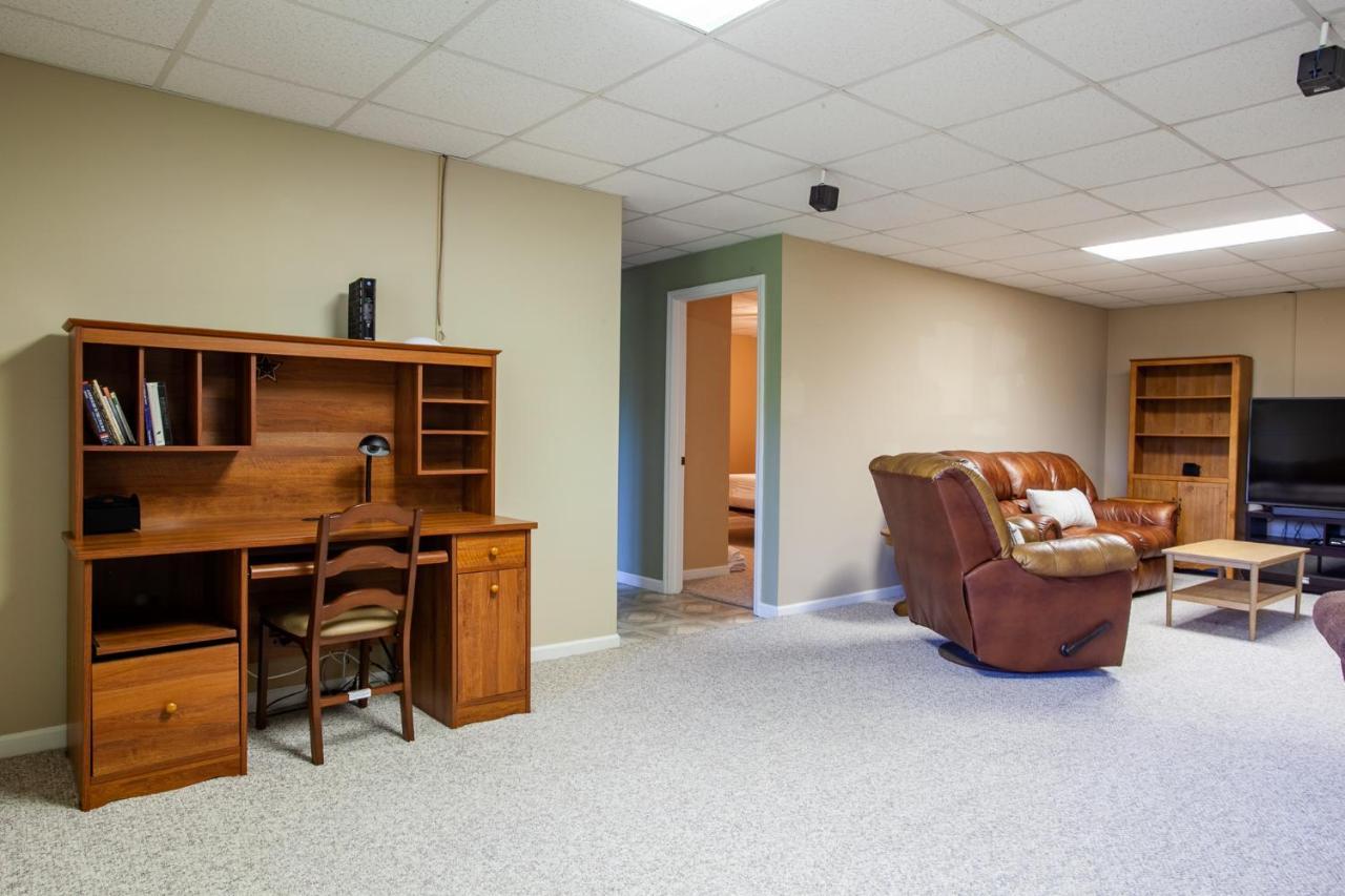 Ole Smoky Bnb - Game Room, Hot Tub, Mtn Views! Pigeon Forge Bagian luar foto
